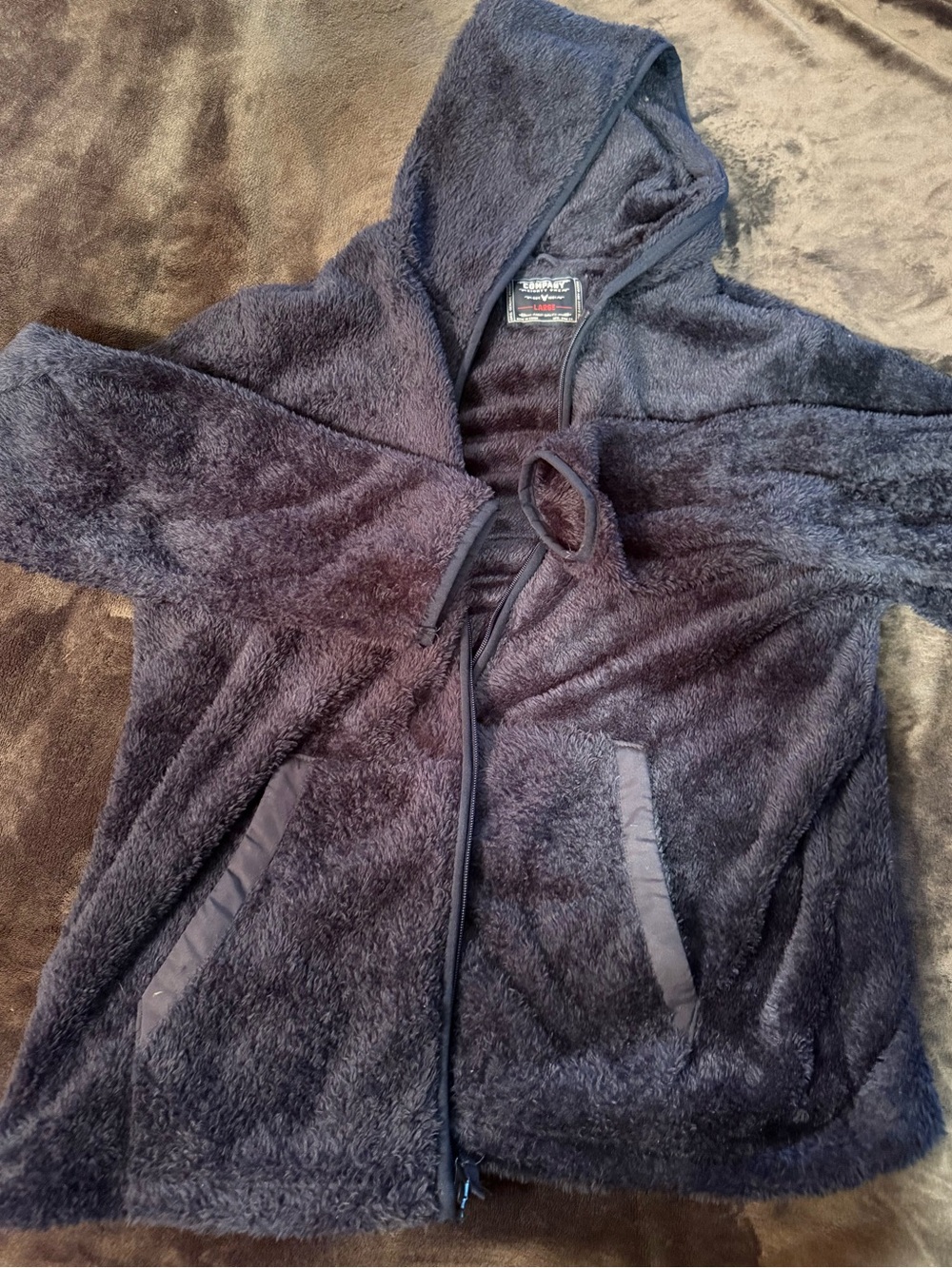 Cozy Plush Hooded Zip-Up Jacket in Deep Charcoal